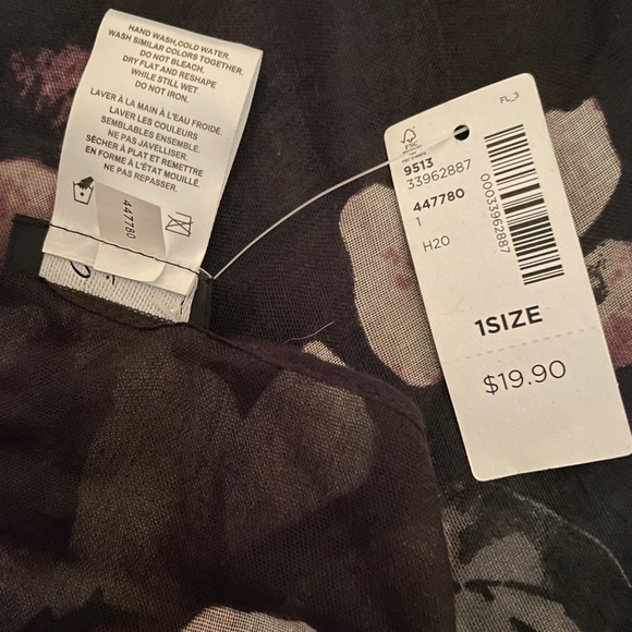 OkReitmans black and floral scarf, now with tags, 100% polyester - Picture 3 of 5